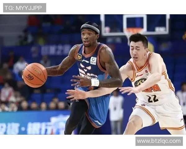 广东队与广厦队激烈对抗现场精彩瞬间回顾与分析